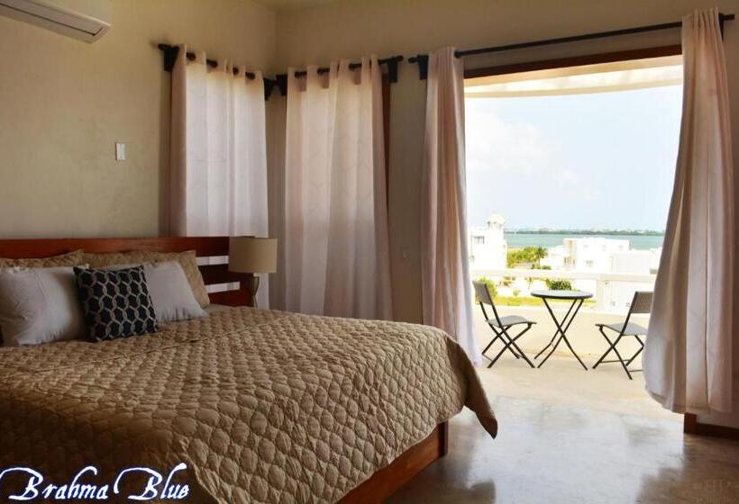 جناح عائلي, Brahma Blue Resort