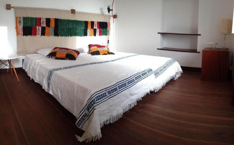 اتاق لوکس, Casa Café Mindelo