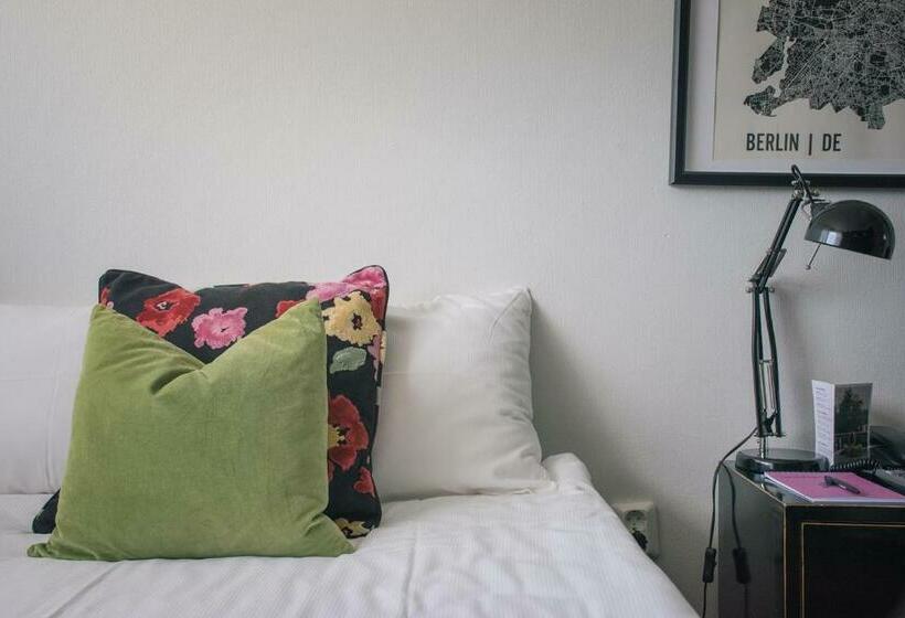 スタンダードシングルルーム, Sigtunahöjden Hotell & Konferens