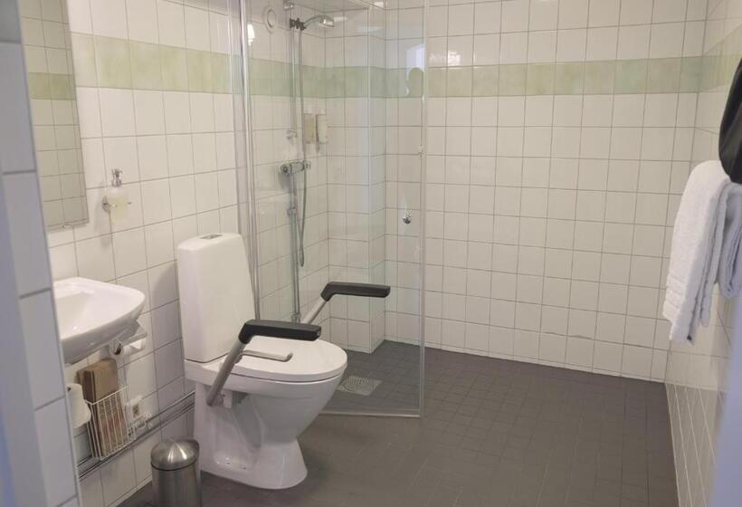 身障者適用スタンダードルーム, Sigtunahöjden Hotell & Konferens