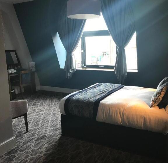 חדר סטנדרט מותאם לאדם עם מוגבלויות, The Troll Cart Wetherspoon