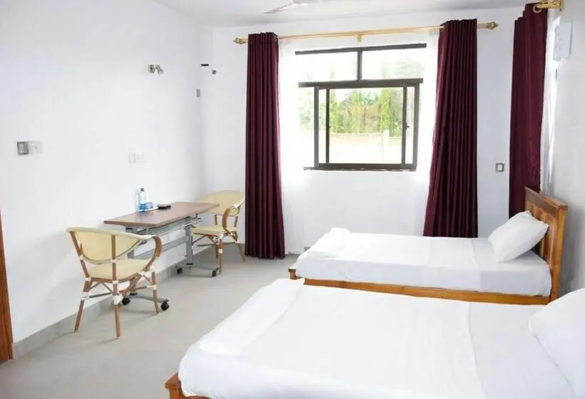 اتاق لوکس, Mawenzi Resort Mtwapa