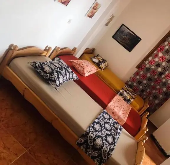 اتاق لوکس با چشم‌انداز دریا, Plage D Or