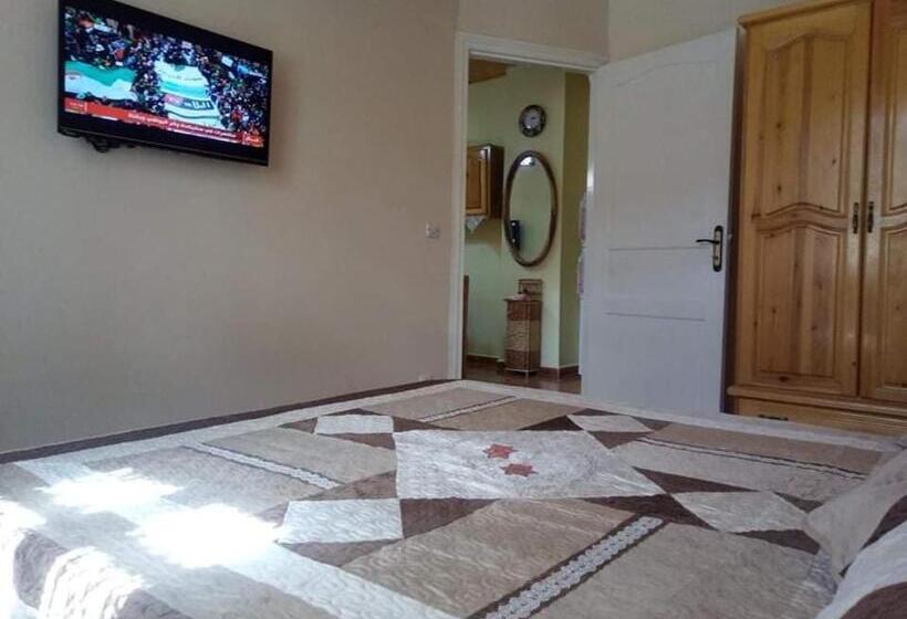 اتاق لوکس با چشمانداز دریا, Plage D Or