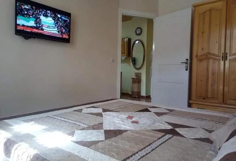 اتاق لوکس با چشم‌انداز دریا, Plage D Or
