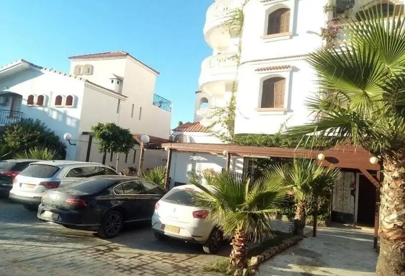 ویلای 1 خوابه با چشم‌انداز دریا, Plage D Or