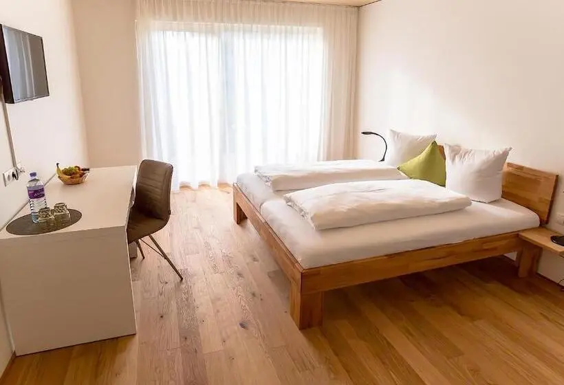 Standard-huone Terassi, Gästehaus Gritsch