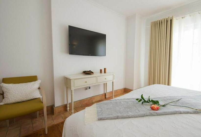 חדר סטנדרט נוף לעיר, Guarda Rios