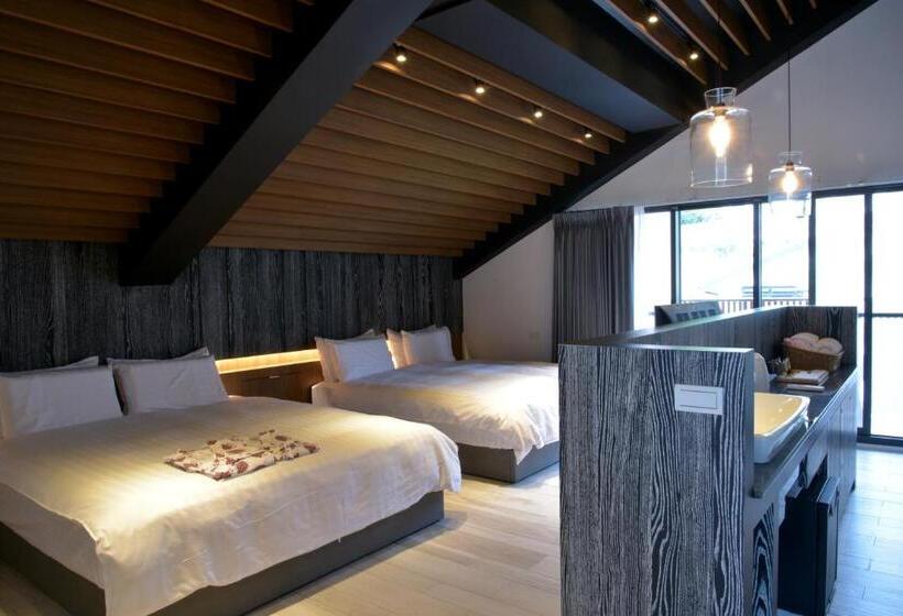 اتاق استاندارد چهارنفره با بالکن, 山月二二villa溫泉墅