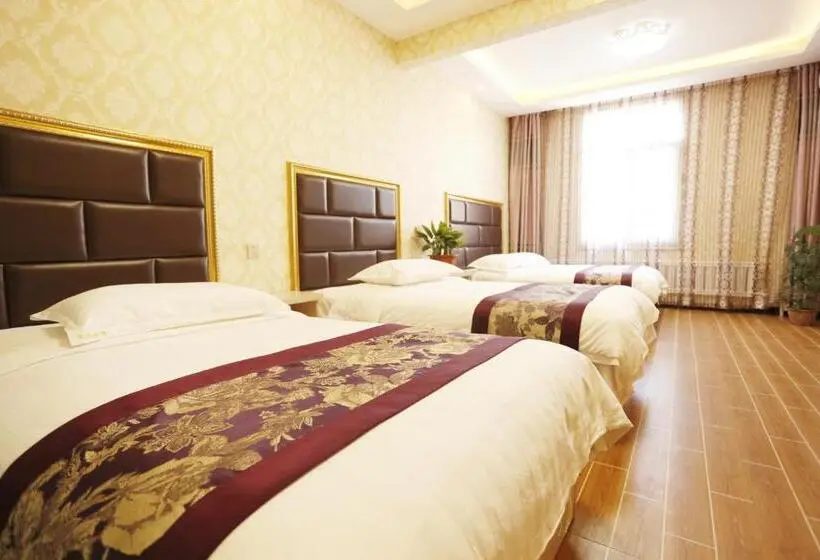 Standard Kolmen Hengen Huone, 哈尔滨机场东方红运宾馆