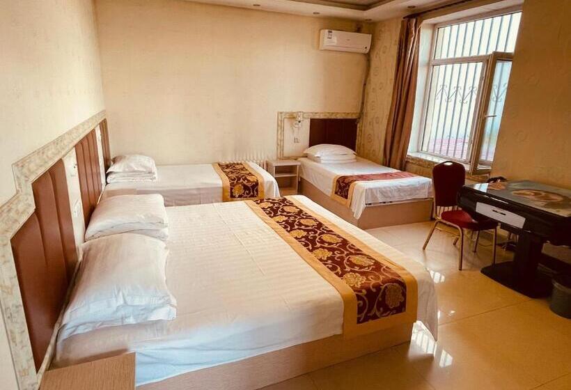 غرفة قياسية ثلاثية, 哈尔滨机场东方红运宾馆