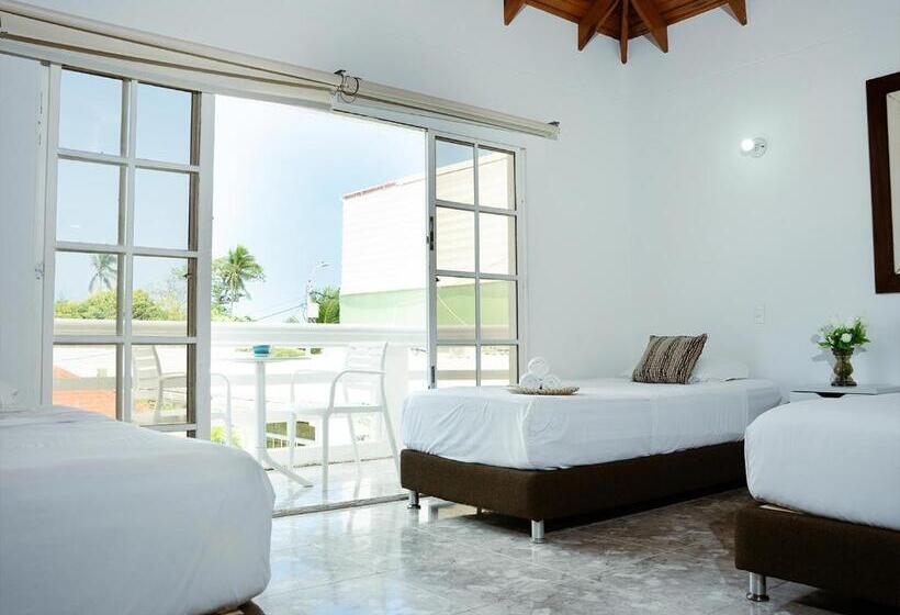 スタンダードトリプルルーム, Koray