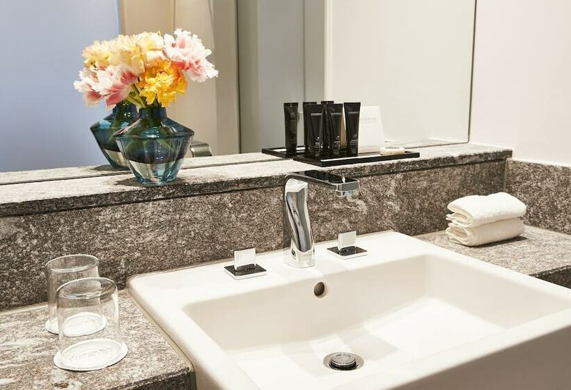 수피리어 룸, Steigenberger Hotel München