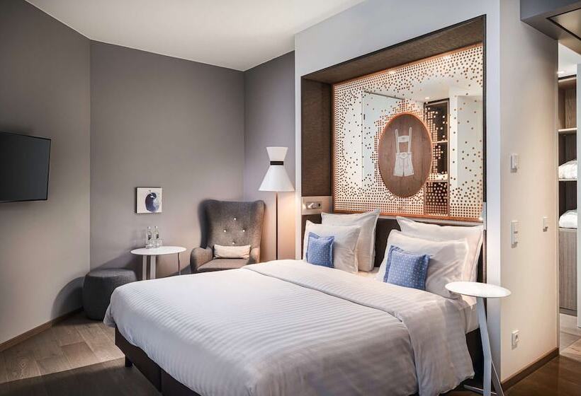 디럭스 룸, Steigenberger Hotel München