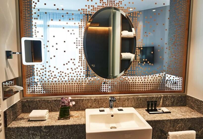 디럭스 룸, Steigenberger Hotel München