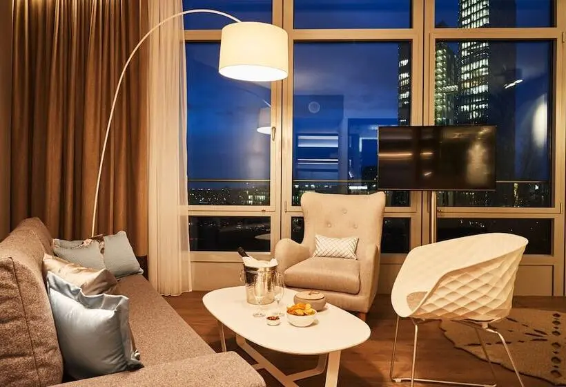سوییت جونیور, Steigenberger Hotel München