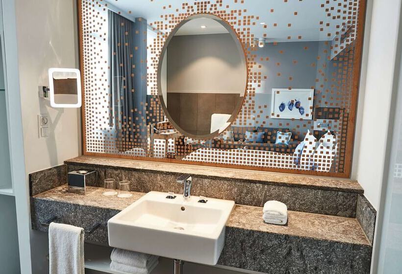 Полулюкс, Steigenberger Hotel München