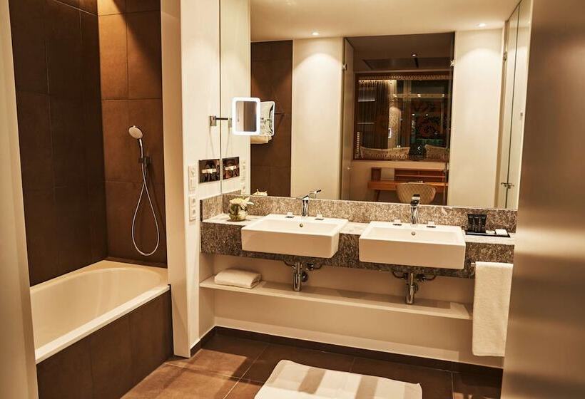 주니어 스위트, Steigenberger Hotel München