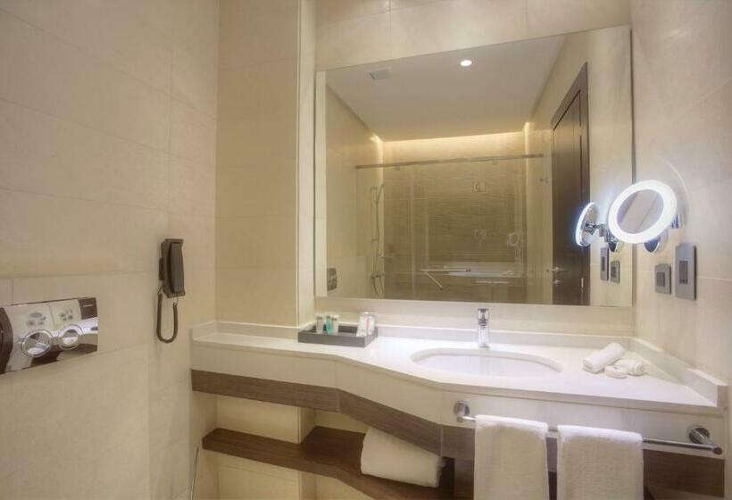 سوییت سوپریور, The House Boutique Suites