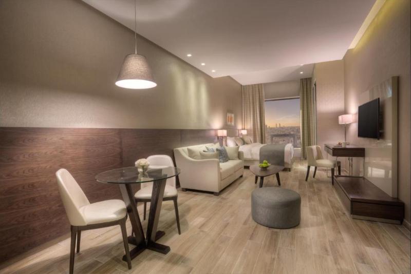 سوییت سوپریور, The House Boutique Suites