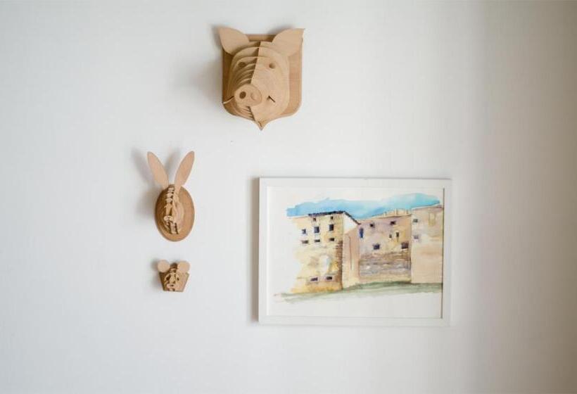 اتاق خانوادگی, Patinha Inn