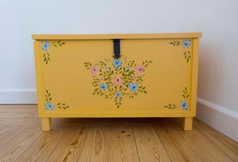 اتاق استاندارد با سرویس بهداشتی مشترک, Patinha Inn