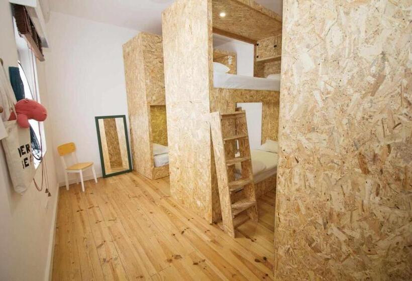 اتاق استاندارد سه نفره, Patinha Inn