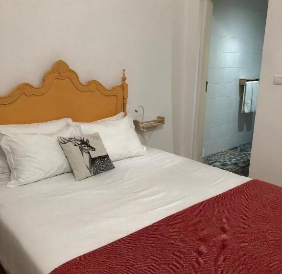 سوییت, Patinha Inn