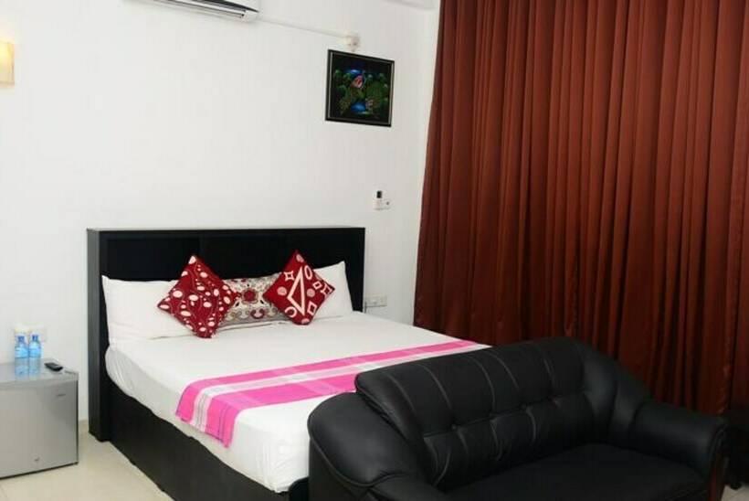 Basic Værelse Dobbeltseng, Trinncotopazbeach