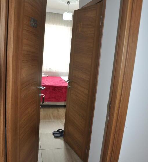 스탠다드 싱글 룸, Altuğ