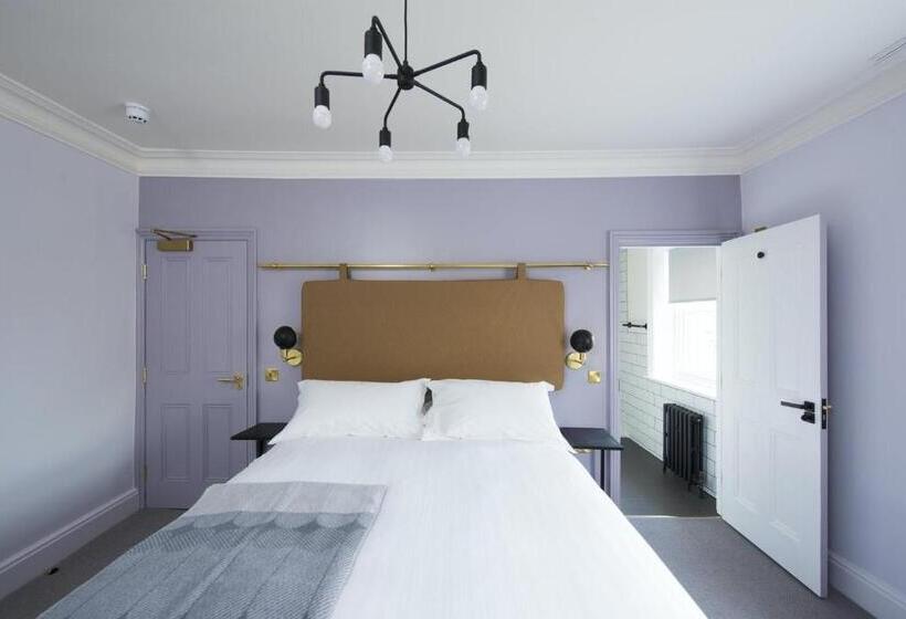 标准间, The Masons Arms