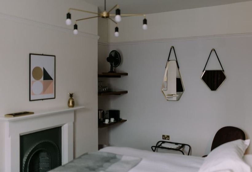 豪华房间, The Masons Arms