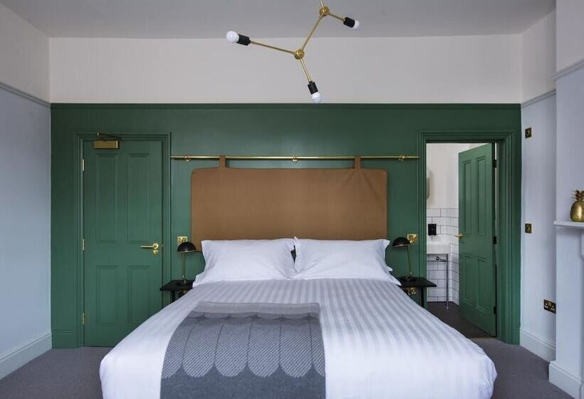 豪华房间, The Masons Arms