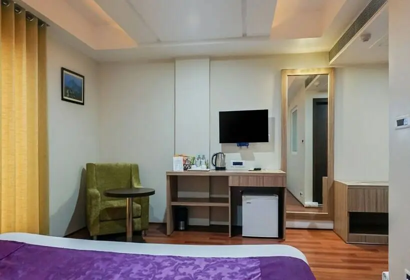 デラックスルーム, Treebo Tryst Hotel The Kalyaniz