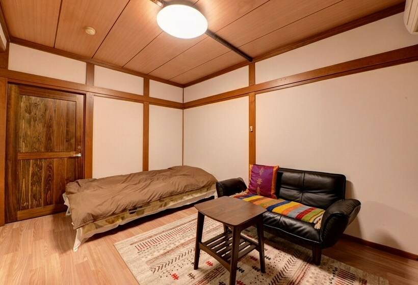 غرفة قياسية, Azuma Ryokan