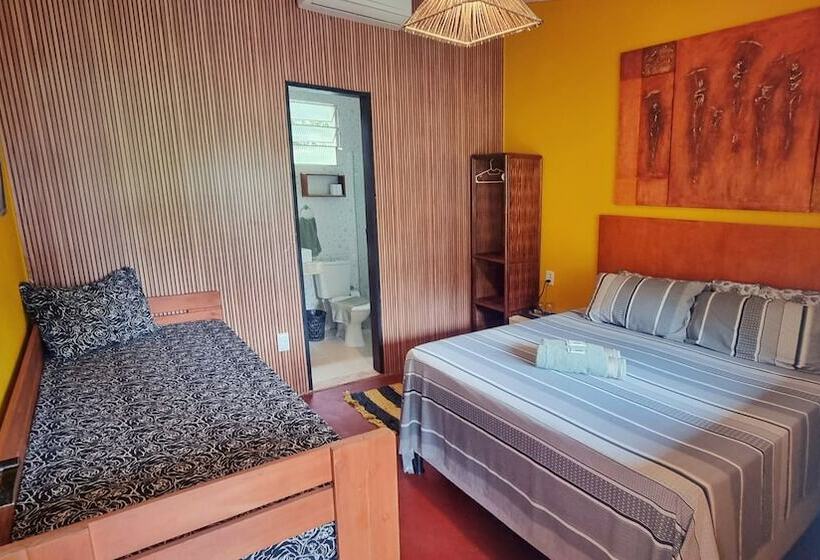 Люкс Повышенной Комфортности, Farofa Loca Hostel