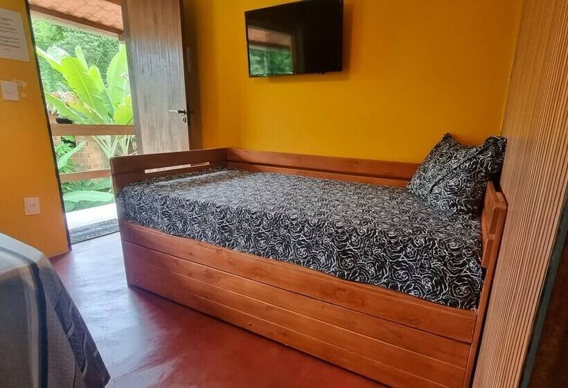 Люкс Повышенной Комфортности, Farofa Loca Hostel