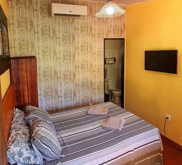 Люкс Повышенной Комфортности, Farofa Loca Hostel
