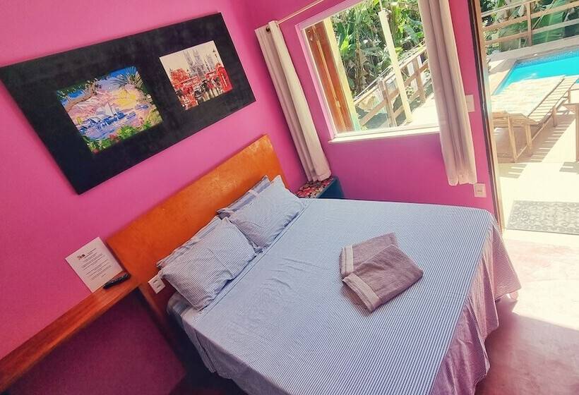 Люкс Повышенной Комфортности, Farofa Loca Hostel