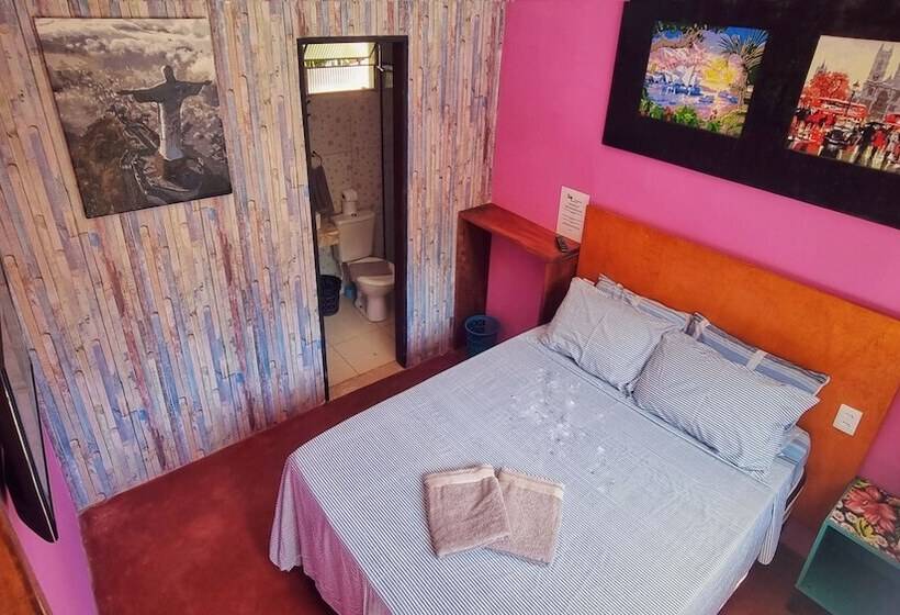 Люкс Повышенной Комфортности, Farofa Loca Hostel