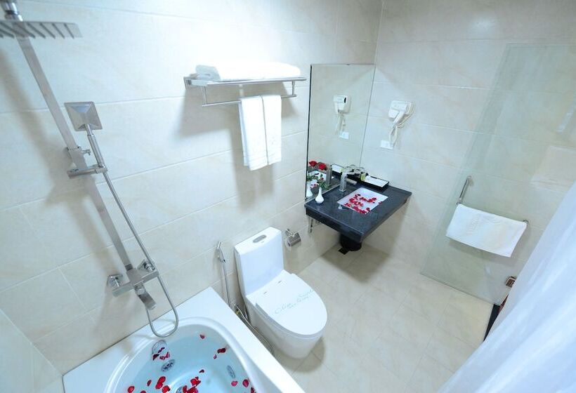 سوییت خانوادگی, Blue Hanoi Inn Luxury