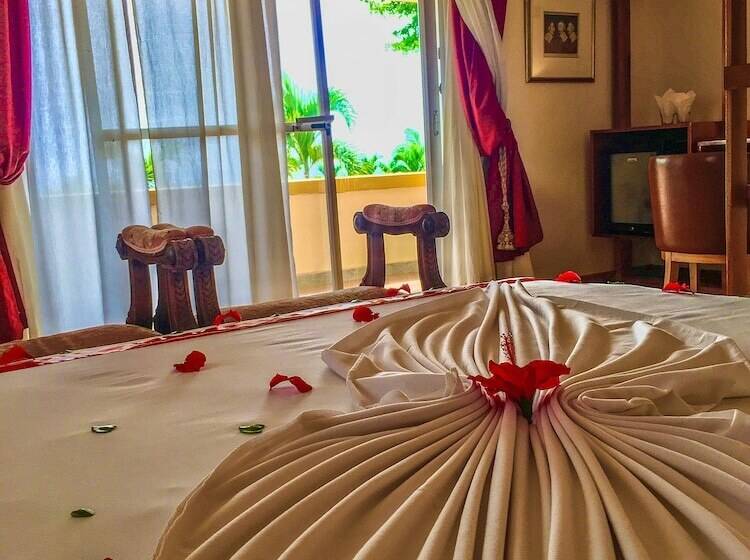 اتاق سوپریور با چشم‌انداز دریا, Golden Hill Parker