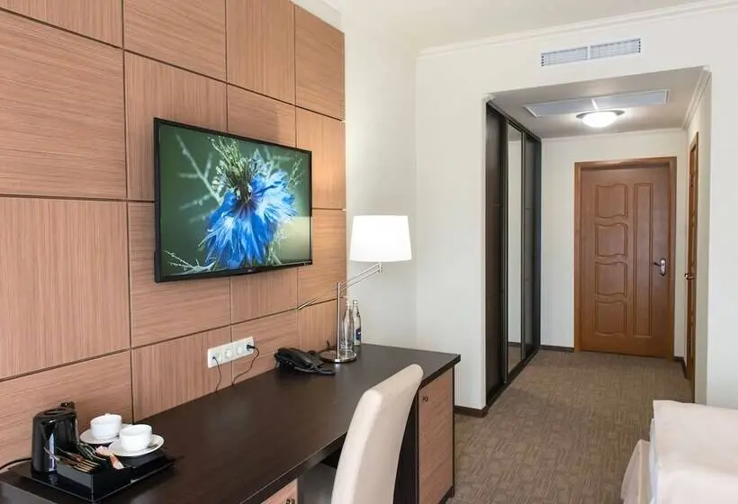 デラックスルーム, Green Park Hotel & Spa