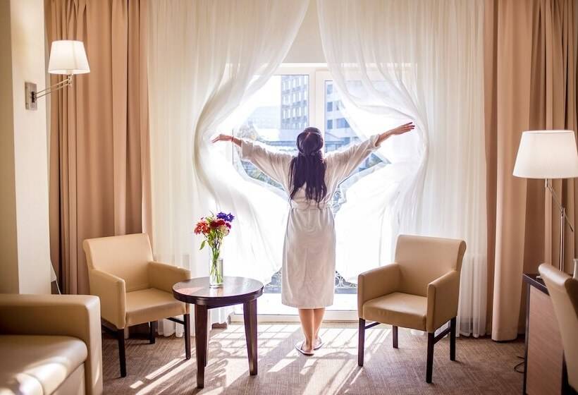 اتاق لوکس, Green Park Hotel & Spa