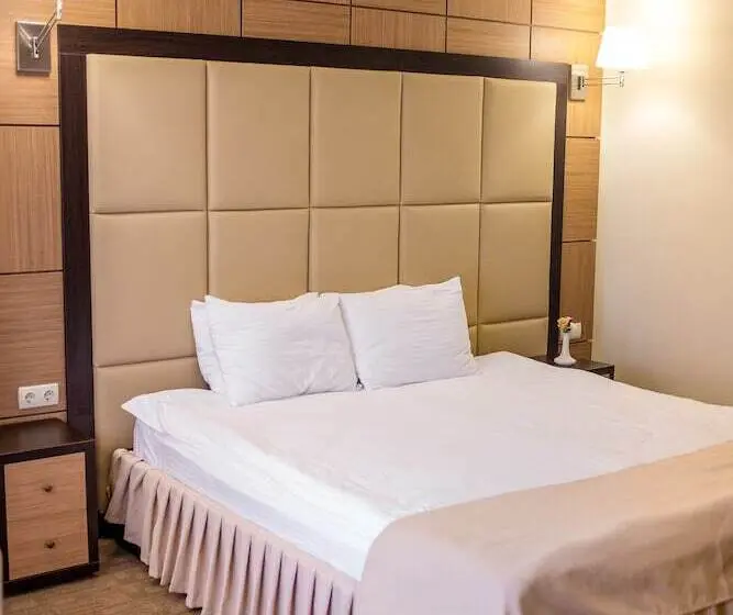 デラックスルーム, Green Park Hotel & Spa