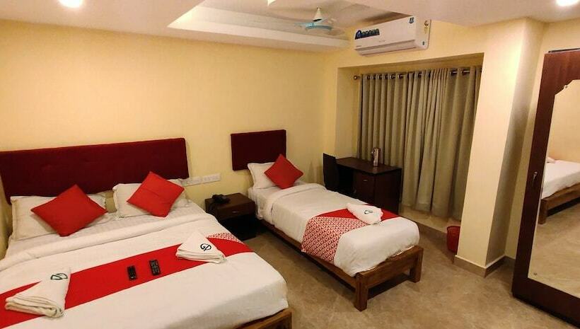 חדר קלאסי לשלושה, Green Plaza