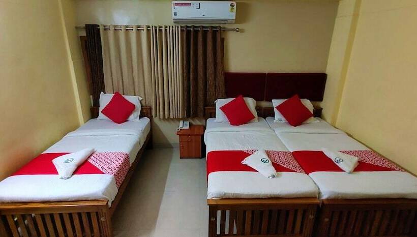 חדר קלאסי לשלושה, Green Plaza