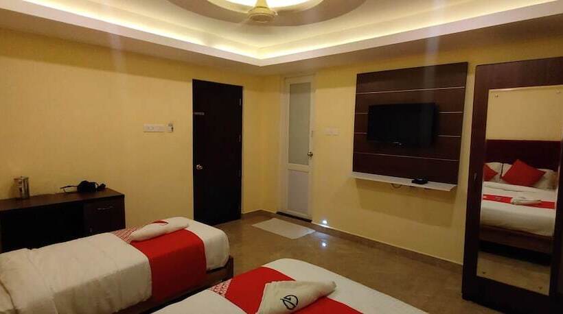 חדר דלוקס לשלושה, Green Plaza