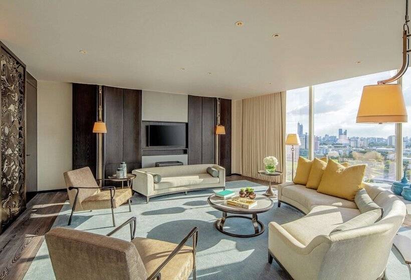 Suite 2 Dormitoris, Waldorf Astoria Bangkok