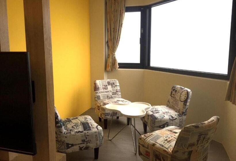 اتاق استاندارد چهار تخته, So Lohas B&b